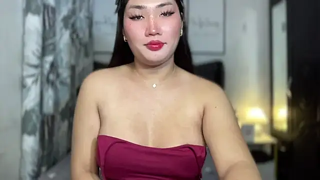 Miss Deliciousness online show from 03-25-26, 03:55