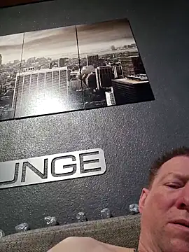 tomtom111111 online show from 02-19-26, 01:41