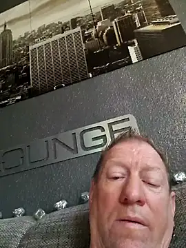 tomtom111111 online show from 03-07-26, 10:43