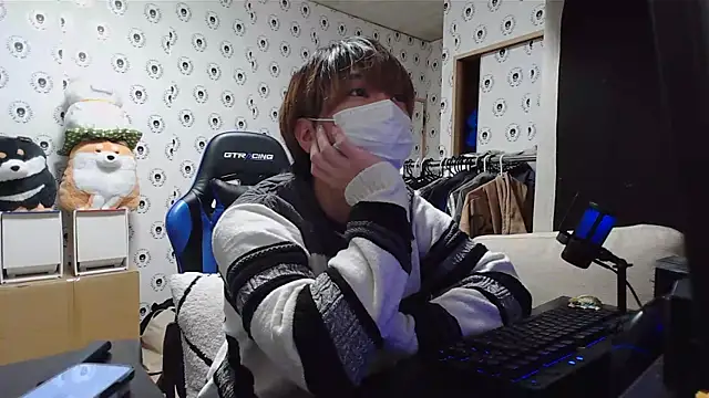 pychan online show from 03-14-25, 11:23