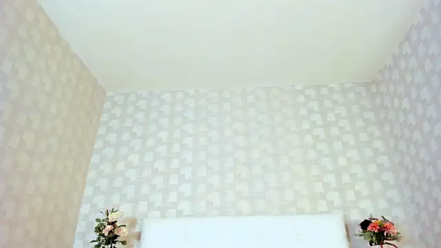 NatsumiHun online show from 10-16-25, 08:00