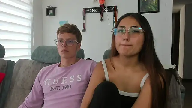 Snapshot of A_sexy_couple__ chatting on 09-22-25, 06:03 A sexy couple   online show from 09-22-25, 06:03