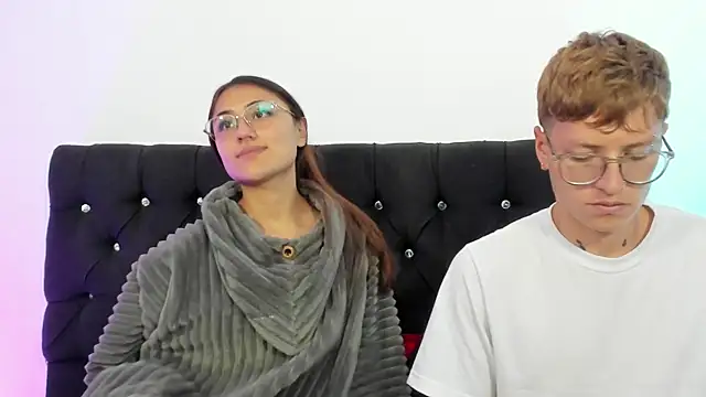 Snapshot of A_sexy_couple__ chatting on 10-01-25, 08:24 A sexy couple   online show from 10-01-25, 08:24