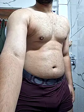 Snapshot of GYMBOY0071 chatting on 11-08-25, 05:38 GYMBOY0071 online show from 11-08-25, 05:38