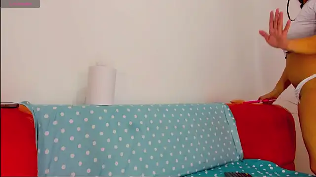 moana taylor online show from 04-07-26, 12:40