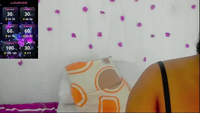 moana taylor online show from 10-25-25, 02:17