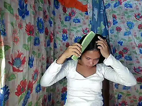 Snapshot of PinaySkinnyGirl chatting on 02-01-26, 09:24 PinaySkinnyGirl online show from 02-01-26, 09:24