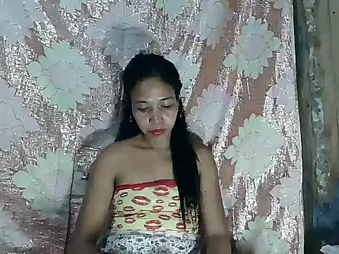 Snapshot of PinaySkinnyGirl chatting on 04-26-26, 01:52 PinaySkinnyGirl online show from 04-26-26, 01:52
