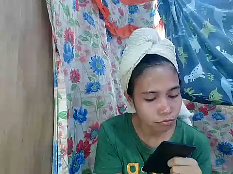 Snapshot of PinaySkinnyGirl chatting on 02-23-26, 02:24 PinaySkinnyGirl online show from 02-23-26, 02:24