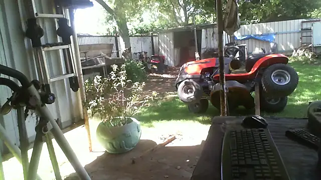 herbie010666 online show from 03-11-26, 04:17