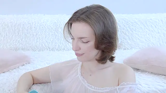 Beauty Alex online show from 07-13-26, 02:44