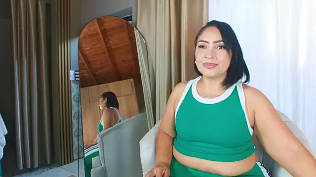 Madissononee online show from 09-28-25, 07:32