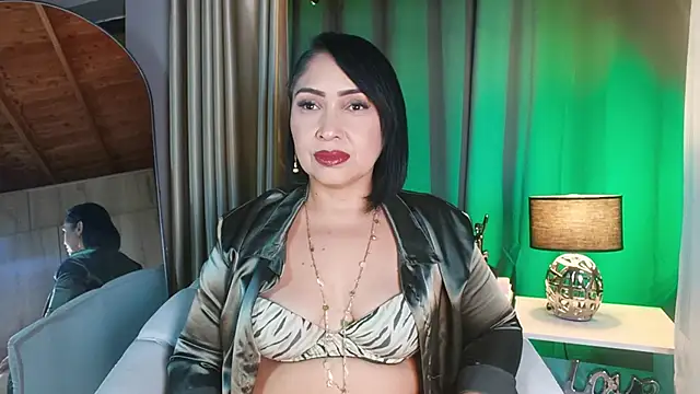 Madissononee online show from 10-14-25, 02:12