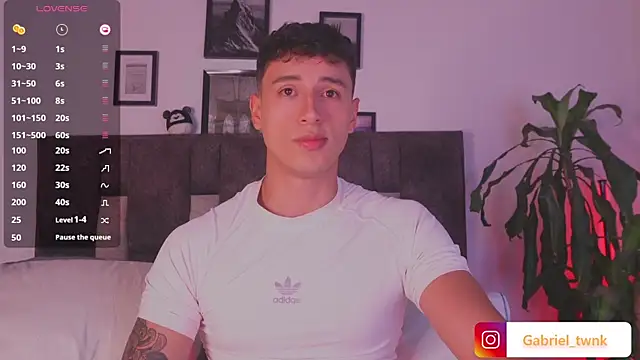 I Gabriel online show from 07-22-26, 04:36