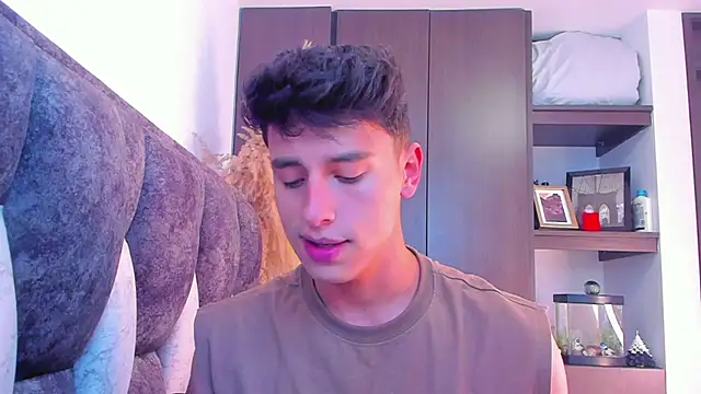 I Gabriel online show from 12-28-24, 08:58