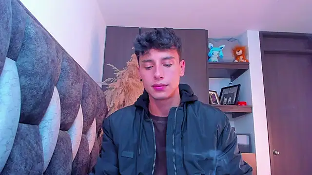 I Gabriel online show from 12-06-24, 01:24