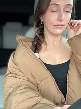 lunagirl13 online show from 02-24-26, 11:16