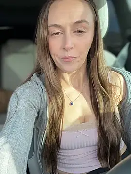 lunagirl13 online show from 02-23-26, 11:05