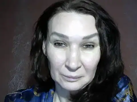 PrettyAndWild online show from 12-19-24, 04:24