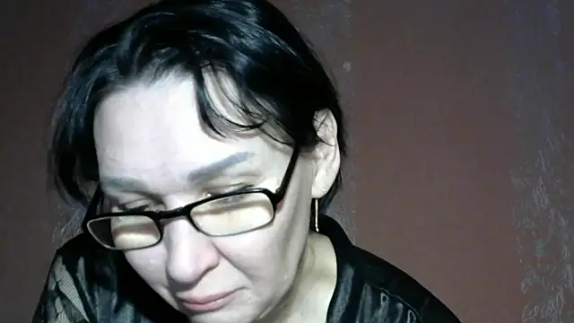 Snapshot of PrettyAndWild chatting on 01-17-26, 02:42 PrettyAndWild online show from 01-17-26, 02:42