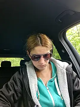 Snapshot of Geile-Luna chatting on 05-14-26, 02:14 Geile-Luna online show from 05-14-26, 02:14