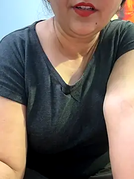 Preet Kaur 69 online show from 10-26-25, 10:04