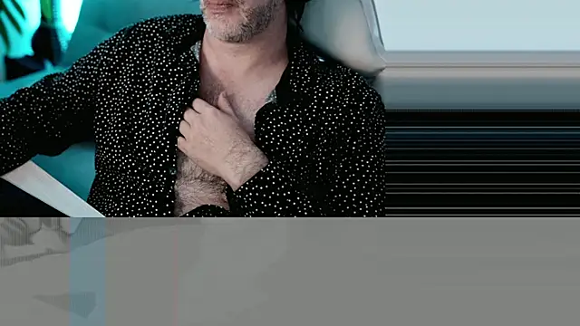 Sanders White online show from 02-05-25, 03:34