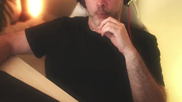 Sanders White online show from 03-04-25, 07:08