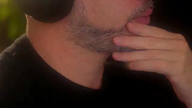 Sanders White online show from 09-18-25, 04:54