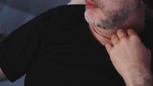 Sanders White online show from 02-26-25, 07:55