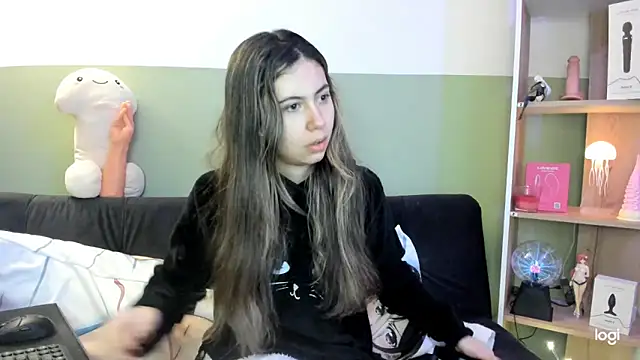 lilly sweett online show from 02-14-26, 02:01