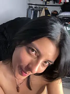 Snapshot of AneeSmith chatting on 01-07-25, 09:35 AneeSmith online show from 01-07-25, 09:35