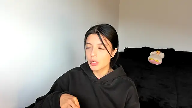 Snapshot of AneeSmith chatting on 03-18-25, 08:59 AneeSmith online show from 03-18-25, 08:59