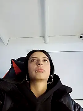 Snapshot of AneeSmith chatting on 03-15-25, 06:10 AneeSmith online show from 03-15-25, 06:10