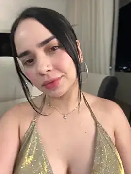 Snapshot of GeorginaJones chatting on 01-25-25, 12:59 GeorginaJones online show from 01-25-25, 12:59