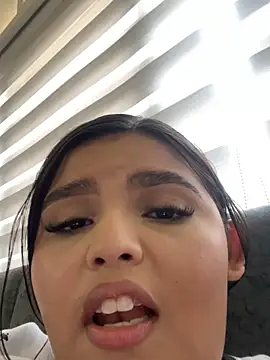 Lia sexx online show from 11-19-25, 07:03