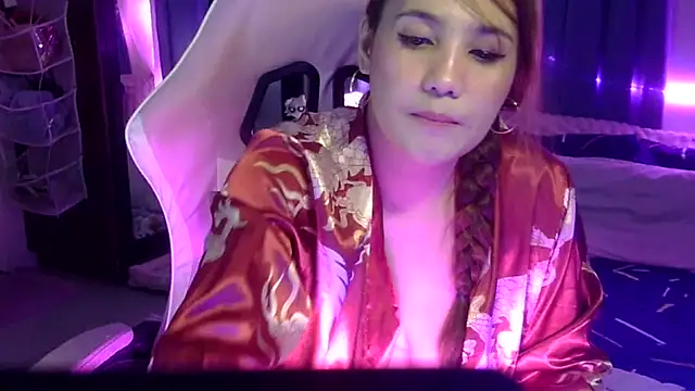 yourbabe Brielle online show from 10-22-25, 02:05