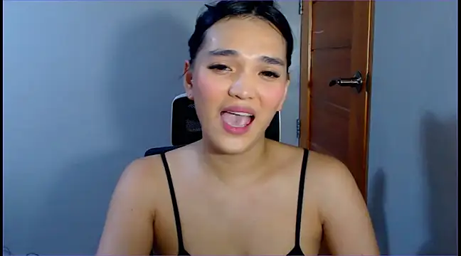 Snapshot of WONDERWOMAN2023 chatting on 01-25-25, 02:37 WONDERWOMAN2023 online show from 01-25-25, 02:37