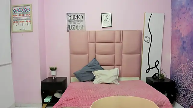 Alison Jhones7 online show from 03-06-25, 09:20