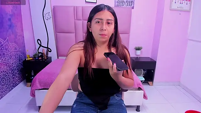 Alison Jhones7 online show from 02-27-25, 09:04