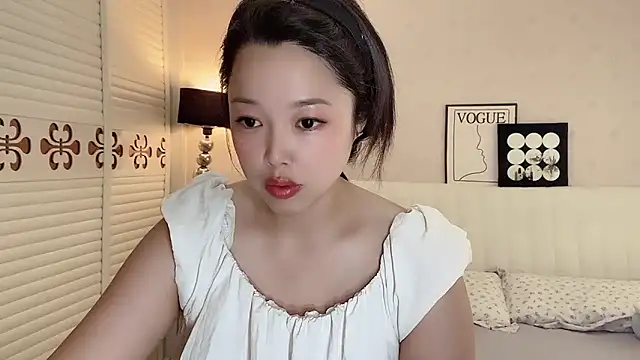 Snapshot of kk_lele chatting on 07-19-26, 05:49 kk lele online show from 07-19-26, 05:49