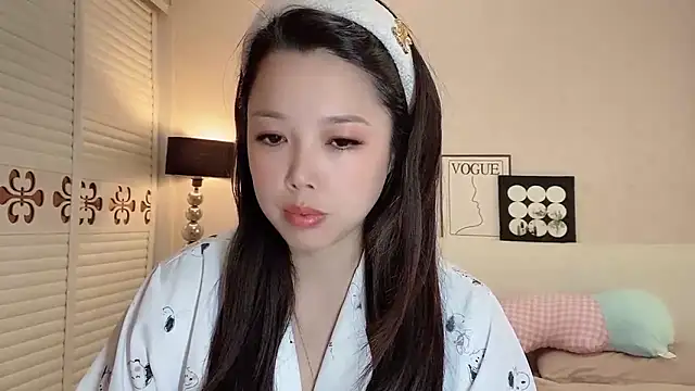 Snapshot of kk_lele chatting on 05-07-26, 03:44 kk lele online show from 05-07-26, 03:44