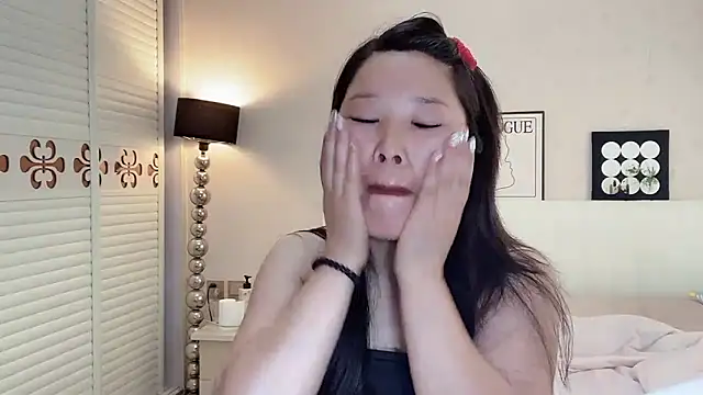 Snapshot of kk_lele chatting on 06-18-26, 05:17 kk lele online show from 06-18-26, 05:17