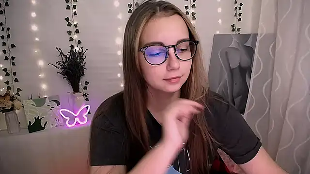 SweetPrincess  online show from 09-18-25, 05:43