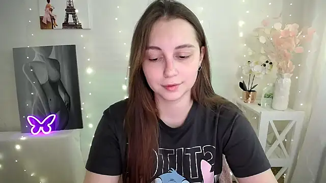 Snapshot of SweetPrincess_ chatting on 05-06-26, 05:33 SweetPrincess online show from 05-06-26, 05:33