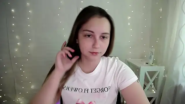Snapshot of SweetPrincess_ chatting on 05-08-26, 05:33 SweetPrincess online show from 05-08-26, 05:33