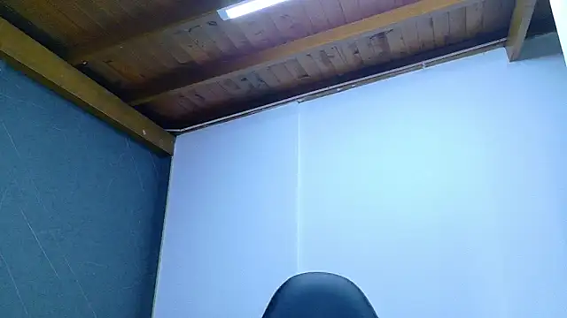 Snapshot of Britney_taylor_ chatting on 02-20-26, 07:05 Britney taylor online show from 02-20-26, 07:05