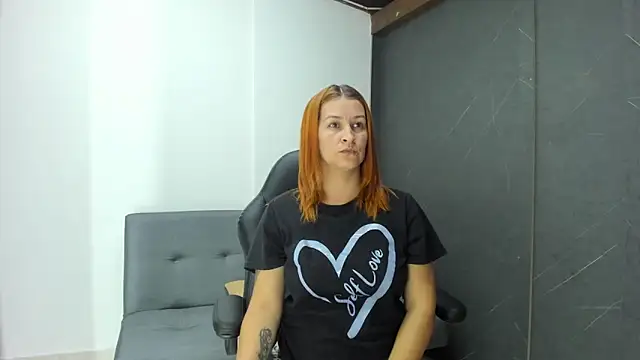 Snapshot of Britney_taylor_ chatting on 02-24-26, 07:26 Britney taylor online show from 02-24-26, 07:26