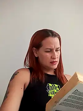 Britney taylor  online show from 11-13-25, 08:35