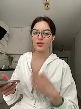 little belucci online show from 01-09-26, 10:22